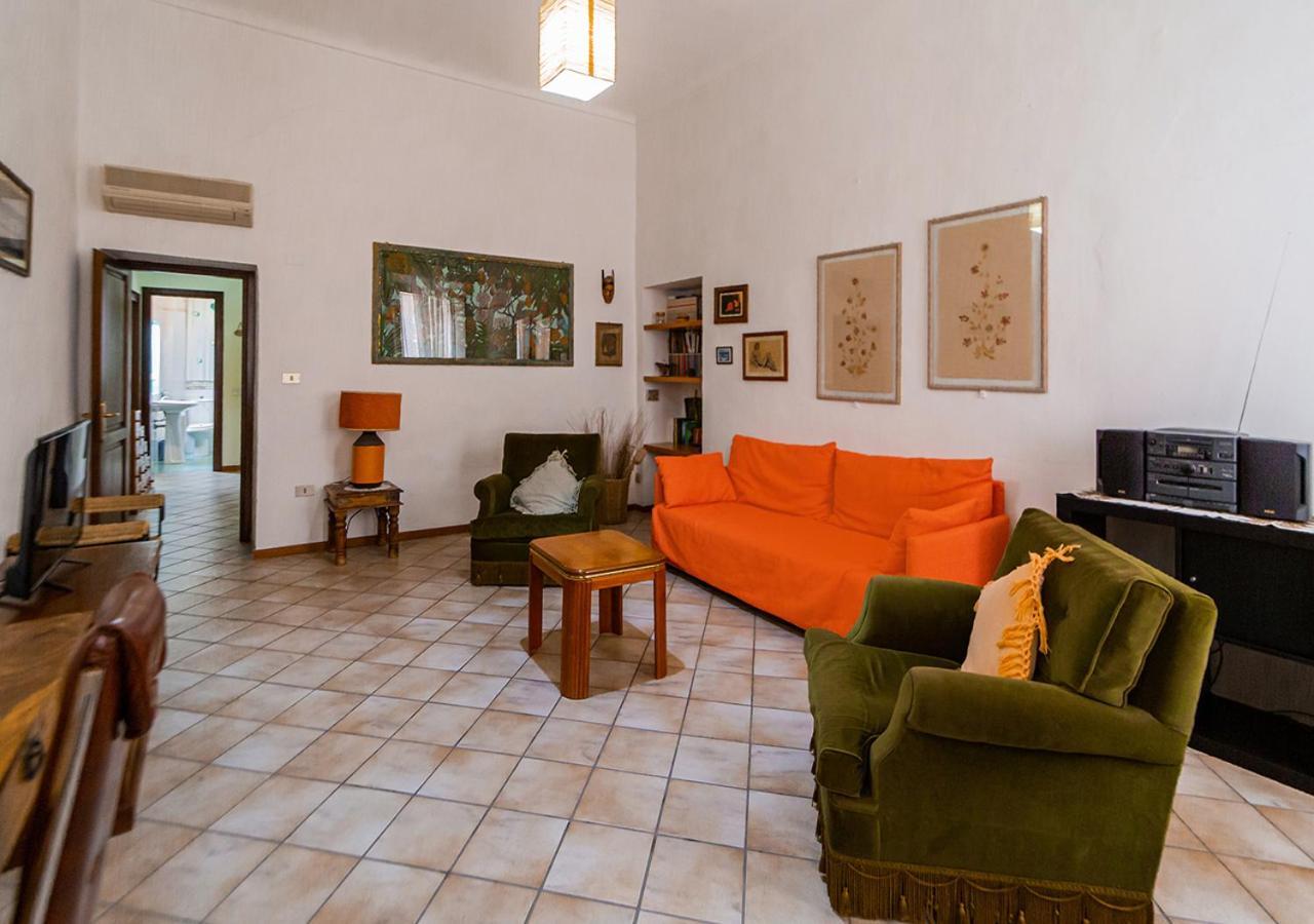Murphy Holiday Home - Residenza Italia La Maddalena  Exterior foto